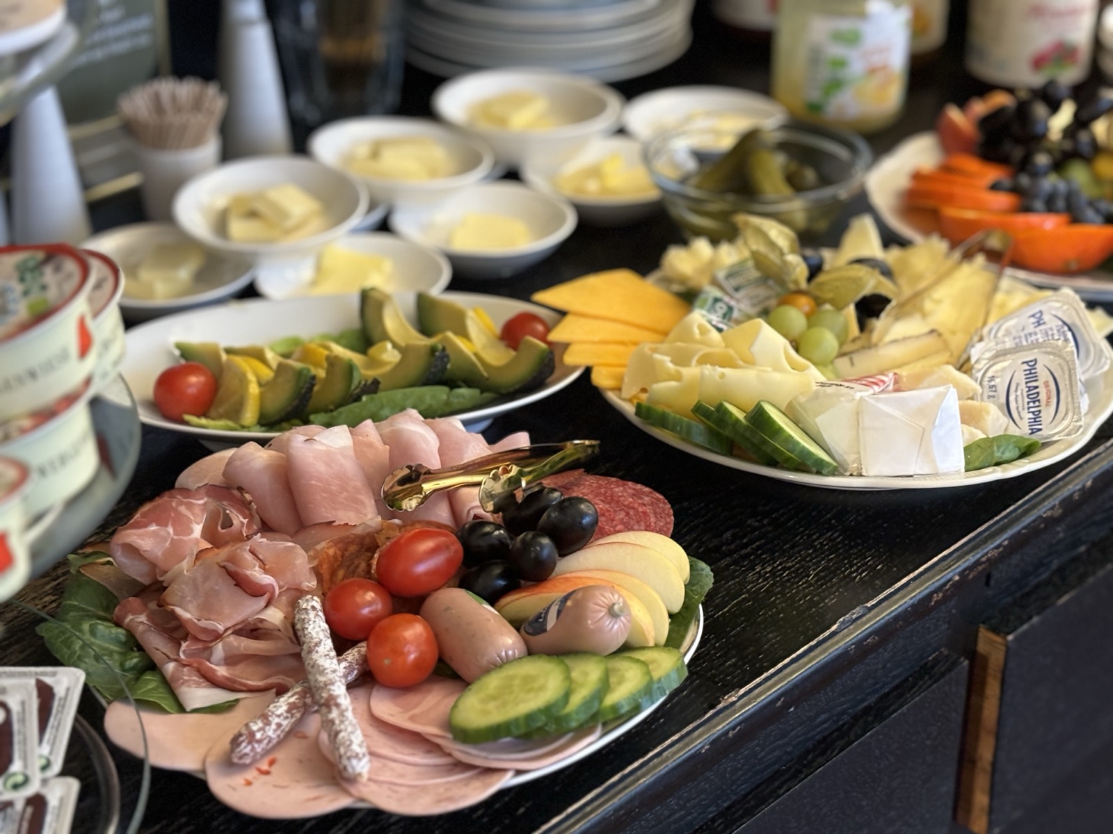 Obstteller mit Marmeladen