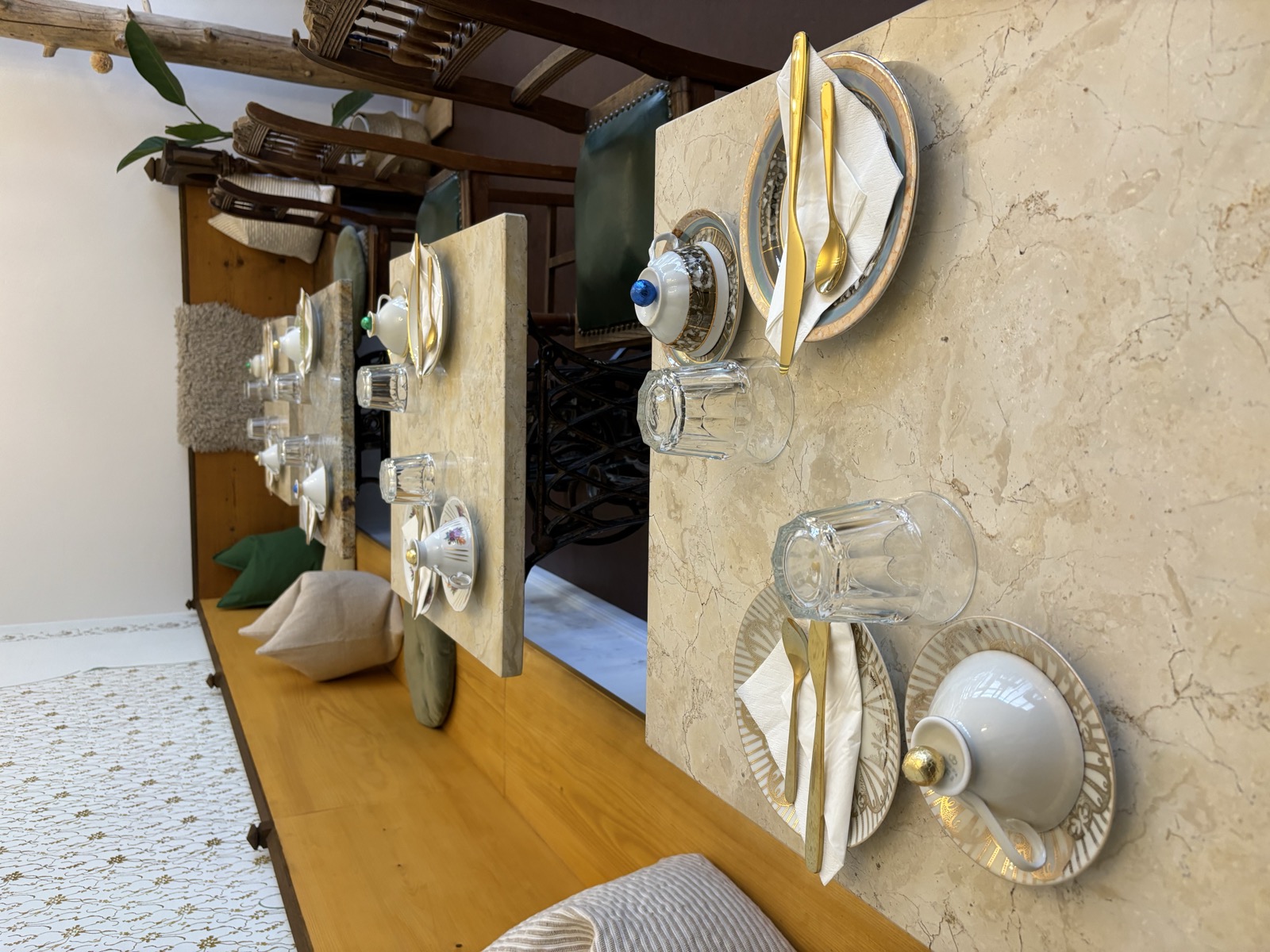 Gem&uuml;tlicher Fr&uuml;hst&uuml;cksraum